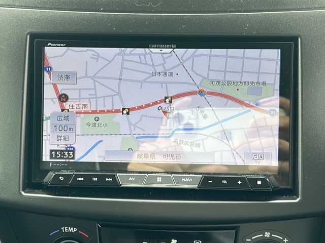 スズキ スイフト スポーツ 岐阜県 2016(平28)年 1.9万km ピュアホワイトP 社外ＳＤナビ　/バックカメラ　/フルセグテレビ　　/プッシュスタート　/スマートキー/純正アルミホイール　/純正オーディオ　/クルーズコントロール/プッシュスタート/パワーウィンドウ/パワーステアリング/エアコン（AAC）/スペアキー　/Blue tooth接続/CDチェンジャー/ＵＳＢ入力端子　/純正オーディオ/純正フロアマット/ABS/横滑り防止装置/盗難防止装置/キセノンヘッドライト/エアバッグW/ドアバイザー/ウインカーミラー