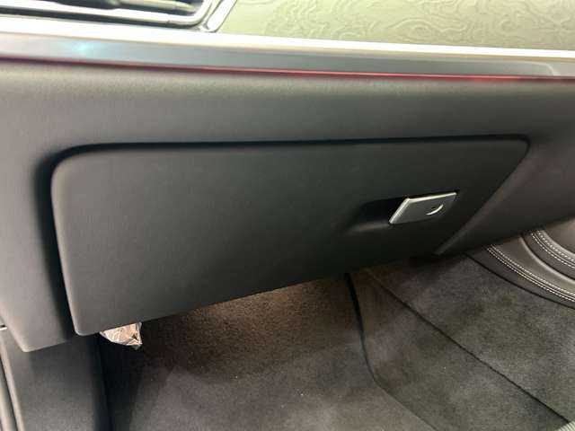 ＢＭＷ Ｘ７ xDrive35d Mスポーツ 千葉県 2020(令2)年 4.4万km サファイアブラックP ６人乗り２列目コンフォートシート　/ウェルネスＰＫＧ　/スカイラウンジパノラマＳＲ　/革シート　/ナビ　/ＴＶ　/３６０°ｈａｒｍａｎｋａｒｄｏｎサウンド　/ＯＰ２２インチＡＷ　/レーザービーム　/ディスプレイキー