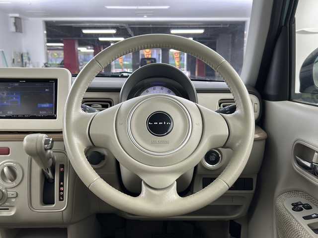 スズキ ラパン S 愛知県 2016(平28)年 3.9万km フレンチミントPM 7インチナビ/（フルセグTV/CD/DVD/Bluetooth)/衝突軽減ブレーキ/スマートキー/プッシュスタート/キセノンライト/ベンチシート/シートヒーター/電動格納ミラー/スマートキー/プッシュスタート/アイドリングストップ/横滑り防止装置