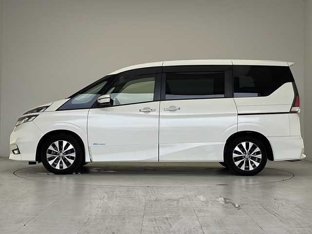 日産 セレナ ハイウェイスター Vセレクション 愛知県 2018(平30)年 4.1万km ブリリアントホワイトパール プロパイロット/衝突被害軽減ブレーキ/純正9インチSD（ナビあり）/全方位カメラ/両側パワースライドドア/クルーズコントロール/フルセグTV/CD DVD/Bluetooth/バックカメラ/コーナーセンサー/純正アルミホイール/LEDヘッドライト/インテリジェントミラー/オートライト/ドライブレコーダー/ETC/ステアリングスイッチ/スマートキー/プッシュスタート