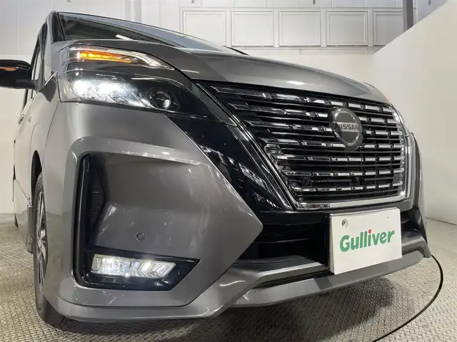 日産 セレナ ハイウェイスター V 大阪府 2019(令1)年 3.2万km ダークメタルグレー/ダイヤモンドブラック ProPILOT 純正9incナビ(フルセグ/DVD再生/Bluetooth) 360カメラ ETC 両側パワースライドドア 衝突軽減 レーダークルコン クリアランスソナー パークアシスト ドラレコ