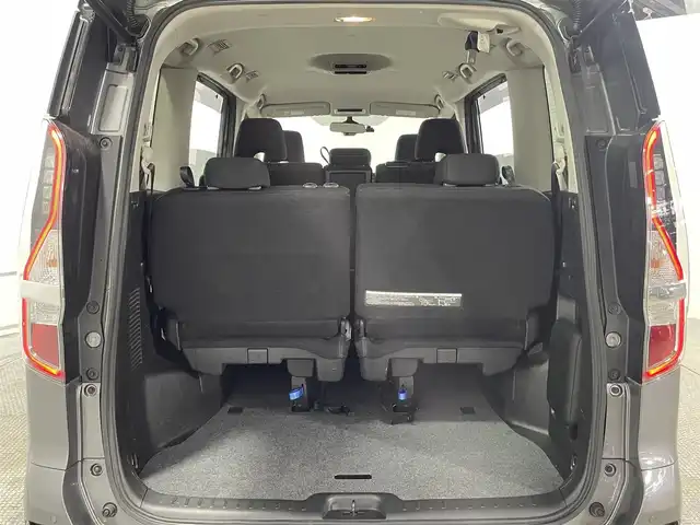 日産 セレナ ハイウェイスター V 大阪府 2019(令1)年 3.2万km ダークメタルグレー/ダイヤモンドブラック ProPILOT 純正9incナビ(フルセグ/DVD再生/Bluetooth) 360カメラ ETC 両側パワースライドドア 衝突軽減 レーダークルコン クリアランスソナー パークアシスト ドラレコ