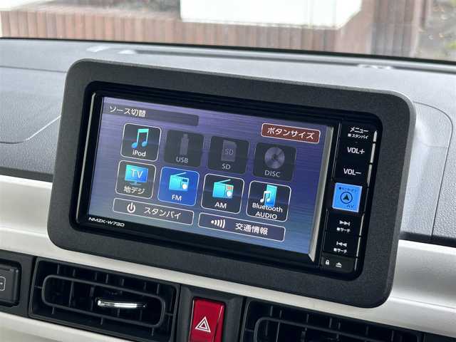 ダイハツ ムーヴ キャンバス ストライプス G 静岡県 2024(令6)年 0.2万km シャイニングホワイトパール/レイクブルーメタリック スマートアシスト/純正メモリーナビ/ＤＶＤ再生/フルセグＴＶ/ＢＴオーディオ/バックカメラ/シートヒーター/両側電動スライドドア/ＬＥＤヘッド/オートハイビーム/フォグライト/保温機能付きホットカップホルダー/純正フロアマット