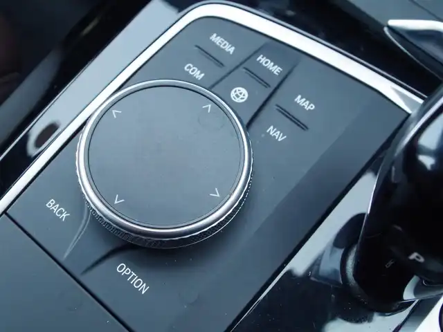 ＢＭＷ Ｘ３ xDrive20d Mスポーツ 埼玉県 2022(令4)年 3万km パール 1オーナー/ブラウンレザーシート/アダプティブクルーズコントロール/インテリジェントセーフティ/CarPlay/パークディスタンスコントロール/コンフォートアクセス/全周囲カメラ/純正ナビ/ETC/フルセグTV/シートヒーター/シートポジションメモリー機能