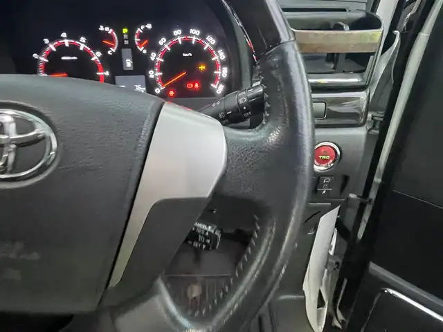 トヨタ アルファード 240S タイプゴールド 神奈川県 2013(平25)年 9.5万km ホワイトパールクリスタルシャイン サンルーフ/社外フリップダウン/横滑り防止装置/電動リアゲート/両側パワースライドドア/社外ナビ（avn-zx02i）/フルセグTV/BT/CD/DVD/FM/AM/キセノンヘッドライト/オートライト/フォグランプ/社外AW付き冬タイヤあり/ドラレコ/ETC