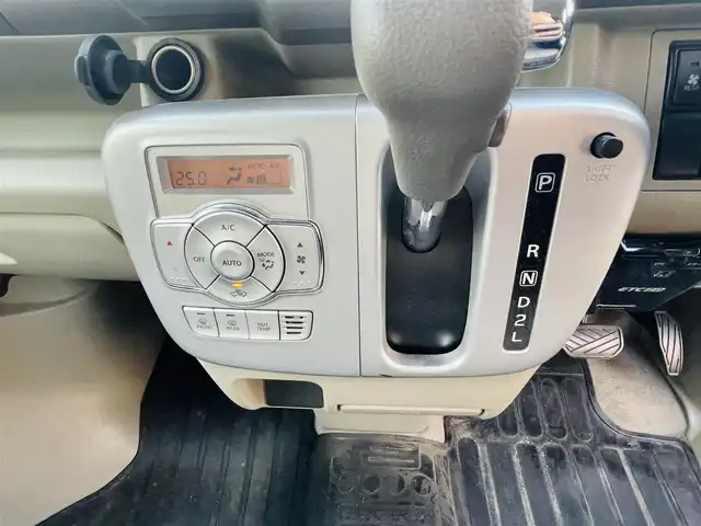 スズキ エブリィ ワゴン PZターボ スペシャル 岡山県 2018(平30)年 10.7万km パール (株)IDOMが運営する【じしゃロン岡山店】の自社ローン専用車両です。こちらは現金またはオートローンご利用時の価格です。 自社ローンご希望の方は別途その旨お申し付け下さい/＊ナビ/＊両側パワスラ/＊ETC/＊ドラレコ/＊プッシュスタート/＊衝突軽減ブレーキ