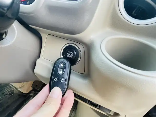 スズキ エブリィ ワゴン PZターボ スペシャル 岡山県 2018(平30)年 10.7万km パール (株)IDOMが運営する【じしゃロン岡山店】の自社ローン専用車両です。こちらは現金またはオートローンご利用時の価格です。 自社ローンご希望の方は別途その旨お申し付け下さい/＊ナビ/＊両側パワスラ/＊ETC/＊ドラレコ/＊プッシュスタート/＊衝突軽減ブレーキ