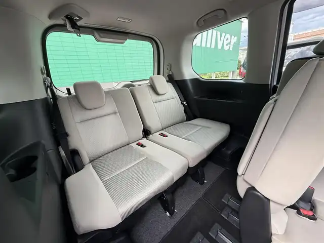 日産 セレナ ハイウェイスター V 千葉県 2020(令2)年 1.7万km ブリリアントホワイトパール 純正SDナビ（AM/FM/CD/DVD/Bluetooth）/フルセグTV/フリップダウンモニター/プロパイロット/両側パワースライドドア/インテリジェントパーキングアシスト/バックカメラ/サイドカメラ/全方位カメラ/ETC/衝突被害軽減システム/LEDヘッドライト/フォグランプ/後席テーブル（カップホルダー付き）/ロールサンシェード/純正アルミホイール/純正フロアマット