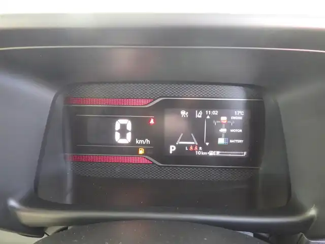 スズキ スペーシア カスタム HYBRID XS 千葉県 2025(令7)年 0.1千km ピュアホワイトパール/ブラック2トーン カスタム HV XS　全方位モニター付きメモリ-ナビゲーション・スズキコネクト対応通信機装着車(195800円)/スズキセーフティサポート/レーダークルーズコントロール/アイドリングストップ/両側パワースライドドア/ハーフレザーシート/前席シートヒーター/9インチ純正メモリーナビ/地デジTV/【Bluetooth接続】/全方位モニター/ヘッドアップディスプレイ/革巻きステアリング/ステアリングヒーター/ステアリングスイッチ/LEDヘッドライト/ウインカーミラー/純正15インチアルミホイル/サイド/カーテンエアバッグ/携帯リモコン