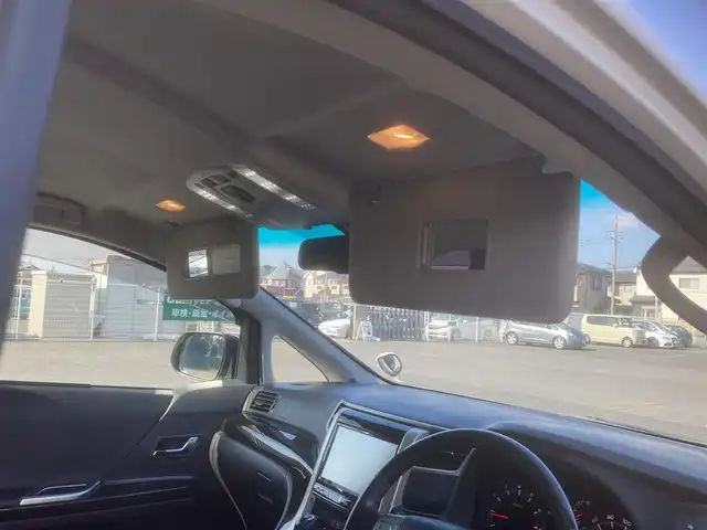 トヨタ ヴェルファイア 2．4Z ゴールデンアイズ 埼玉県 2013(平25)年 12.7万km ホワイトパールクリスタルシャイン (株)IDOMが運営する【じしゃロン鳩ヶ谷店】の自社ローン専用車両になりますこちらは現金またはオートローンご利用時の価格です。自社ローンご希望の方は別途その旨お申付け下さい/登録時127098km/アルパイン9インチSDナビ(品番:VIE-X009)/バックカメラ/社外フリップダウンモニター/オットマン/キャプテンシート/クルーズコントロール追従機能無/プッシュスタート/両側パワースライドドア/ワンタッチオートスライドドア/ETC/HIDヘッドライト/ハーフレザーシート/ドライブレコーダー/クリアランスソナー/プッシュスタート/ナノイー/パワーバックドア/電動格納機能付きウインカーミラー