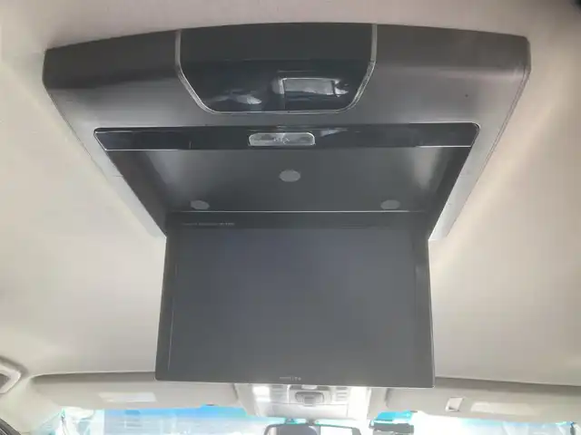 トヨタ ヴェルファイア 2．4Z ゴールデンアイズ 埼玉県 2013(平25)年 12.7万km ホワイトパールクリスタルシャイン (株)IDOMが運営する【じしゃロン鳩ヶ谷店】の自社ローン専用車両になりますこちらは現金またはオートローンご利用時の価格です。自社ローンご希望の方は別途その旨お申付け下さい/登録時127098km/アルパイン9インチSDナビ(品番:VIE-X009)/バックカメラ/社外フリップダウンモニター/オットマン/キャプテンシート/クルーズコントロール追従機能無/プッシュスタート/両側パワースライドドア/ワンタッチオートスライドドア/ETC/HIDヘッドライト/ハーフレザーシート/ドライブレコーダー/クリアランスソナー/プッシュスタート/ナノイー/パワーバックドア/電動格納機能付きウインカーミラー