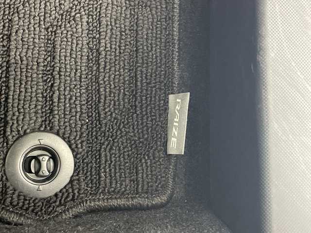 トヨタ ライズ Z 群馬県 2023(令5)年 1.8万km ブラックマイカメタリック/シャイニングホワイトパール 純正ナビ　バックカメラ　シートヒーター　電動パーキングブレーキ　衝突被害軽減ブレーキ　アダプティブクルーズコントロール　前後ドラレコ　ＥＴＣ　ＬＥＤライト　オートハイビーム　スマートキー　禁煙車