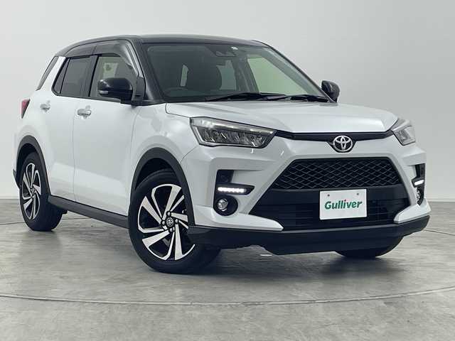 トヨタ ライズ Z 群馬県 2023(令5)年 1.8万km ブラックマイカメタリック/シャイニングホワイトパール 純正ナビ　バックカメラ　シートヒーター　電動パーキングブレーキ　衝突被害軽減ブレーキ　アダプティブクルーズコントロール　前後ドラレコ　ＥＴＣ　ＬＥＤライト　オートハイビーム　スマートキー　禁煙車