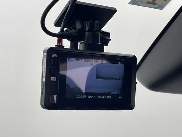 トヨタ ライズ Z 群馬県 2023(令5)年 1.8万km ブラックマイカメタリック/シャイニングホワイトパール 純正ナビ　バックカメラ　シートヒーター　電動パーキングブレーキ　衝突被害軽減ブレーキ　アダプティブクルーズコントロール　前後ドラレコ　ＥＴＣ　ＬＥＤライト　オートハイビーム　スマートキー　禁煙車