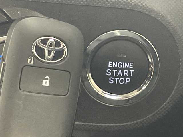 トヨタ ライズ Z 群馬県 2023(令5)年 1.8万km ブラックマイカメタリック/シャイニングホワイトパール 純正ナビ　バックカメラ　シートヒーター　電動パーキングブレーキ　衝突被害軽減ブレーキ　アダプティブクルーズコントロール　前後ドラレコ　ＥＴＣ　ＬＥＤライト　オートハイビーム　スマートキー　禁煙車