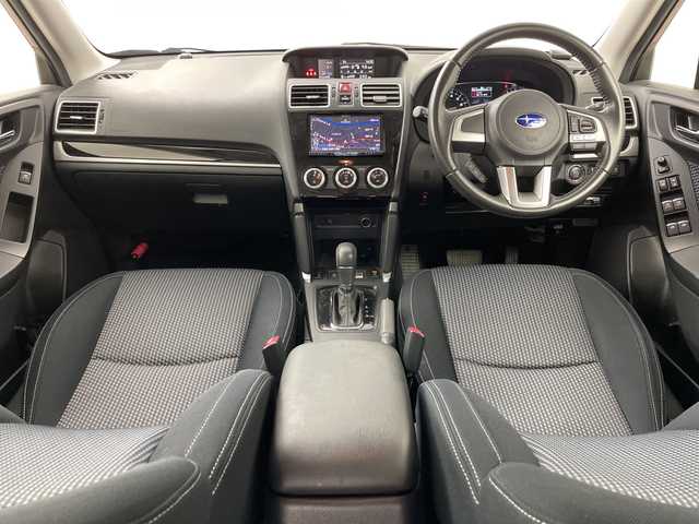 スバル フォレスター 2．0i－L アイサイト 道央・札幌 2016(平28)年 11.8万km ヴェネチアンレッドパール ・ワンオーナー/・4WD/・純正ナビ&TV&DVD&CD&SD/・バックカメラ/・アイサイト/・レーダークルーズコントロール/・横滑り防止装置/・前席シートヒーター/・前席パワーシート/・純正前方ドライブレコーダー/・ETC/・パドルシフト/・純正フロアマット/・LEDヘッドライト/・オートライト/・スマートキー/・スペアキー/・保証書/・取扱説明書