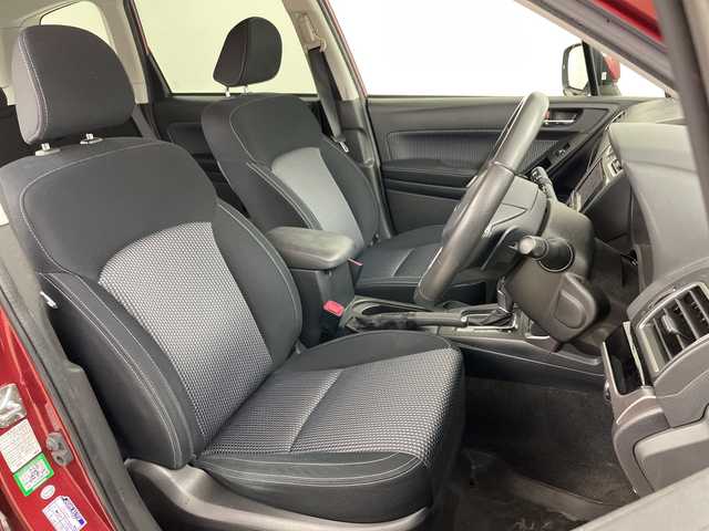 スバル フォレスター 2．0i－L アイサイト 道央・札幌 2016(平28)年 11.8万km ヴェネチアンレッドパール ・ワンオーナー/・4WD/・純正ナビ&TV&DVD&CD&SD/・バックカメラ/・アイサイト/・レーダークルーズコントロール/・横滑り防止装置/・前席シートヒーター/・前席パワーシート/・純正前方ドライブレコーダー/・ETC/・パドルシフト/・純正フロアマット/・LEDヘッドライト/・オートライト/・スマートキー/・スペアキー/・保証書/・取扱説明書