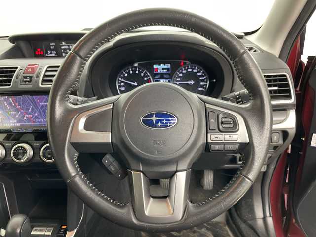 スバル フォレスター 2．0i－L アイサイト 道央・札幌 2016(平28)年 11.8万km ヴェネチアンレッドパール ・ワンオーナー/・4WD/・純正ナビ&TV&DVD&CD&SD/・バックカメラ/・アイサイト/・レーダークルーズコントロール/・横滑り防止装置/・前席シートヒーター/・前席パワーシート/・純正前方ドライブレコーダー/・ETC/・パドルシフト/・純正フロアマット/・LEDヘッドライト/・オートライト/・スマートキー/・スペアキー/・保証書/・取扱説明書