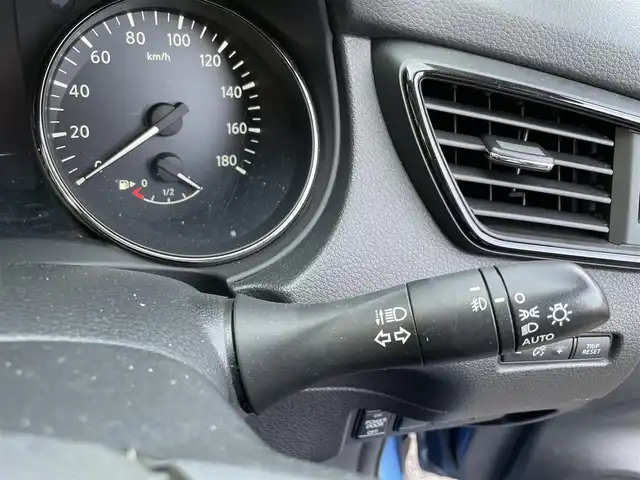 日産 エクストレイル 20Xi 大分県 2019(令1)年 5.5万km シャイニングブルー 純正10インチメモリナビ MM519D-L/【フルセグ/ブルーレイ/BTオーディオ】/全方位カメラ/撥水シート/純正18インチアルミホイール/プロパイロット/パワーバックドア/前後クリアランスソナー/デジタルインナーミラー/ドライブレコーダー/電動パーキングブレーキ/ETC/LEDヘッドライト/フォグランプ/オートライト/レザーステアリング/チルトステアリング/ステアリングリモコン/エンジンプッシュスタート/運転席シートリフター/ヒルスタートアシスト/ウインカーミラー/ミラーヒーター/横滑り防止装置/アイドリングストップ/ドアバイザー/フロアマット/電動格納ミラー/Wエアバッグ/ABS/スマートキー×2/車両取説/ナビ取説