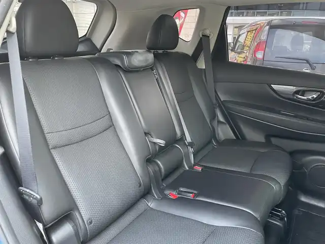 日産 エクストレイル 20Xi 大分県 2019(令1)年 5.5万km シャイニングブルー 純正10インチメモリナビ MM519D-L/【フルセグ/ブルーレイ/BTオーディオ】/全方位カメラ/撥水シート/純正18インチアルミホイール/プロパイロット/パワーバックドア/前後クリアランスソナー/デジタルインナーミラー/ドライブレコーダー/電動パーキングブレーキ/ETC/LEDヘッドライト/フォグランプ/オートライト/レザーステアリング/チルトステアリング/ステアリングリモコン/エンジンプッシュスタート/運転席シートリフター/ヒルスタートアシスト/ウインカーミラー/ミラーヒーター/横滑り防止装置/アイドリングストップ/ドアバイザー/フロアマット/電動格納ミラー/Wエアバッグ/ABS/スマートキー×2/車両取説/ナビ取説