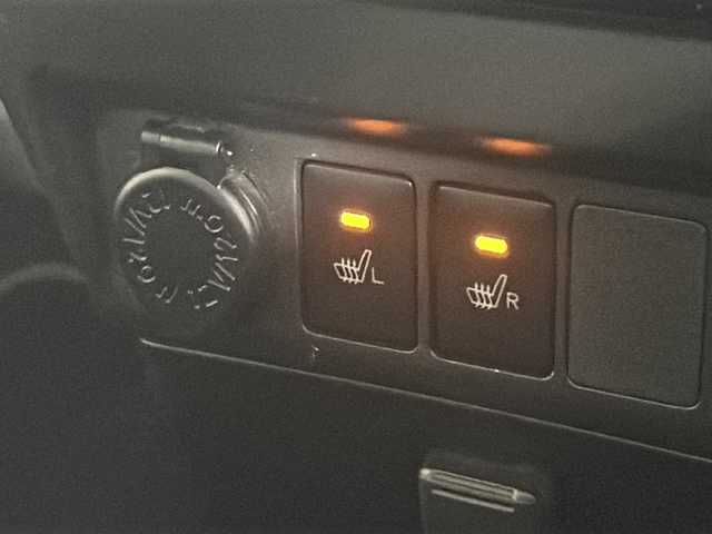 トヨタ タンク G コージーエディション 広島県 2020(令2)年 4.6万km ブラックマイカメタリック 禁煙車/純正ナビ/（Bluetooth/SD/CD/AUX/ワンセグTV)/バックカメラ/ビルトインETC/前方ドライブレコーダー/両側パワースライドドア/シートヒーター/クルーズコントロール/純正フロアマット/ハロゲンヘッドライト/フォグランプ/オートマチックハイビーム/パーキングセンサー/横滑り防止装置/衝突被害軽減ブレーキ/スマートキー/プッシュスタート/取扱説明書