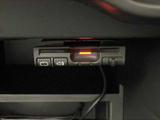 日産 ノート e－パワー ニスモ 千葉県 2017(平29)年 3万km グレー 衝突軽減ブレーキ/純正SDナビ/（フルセグ/Bluetooth/FM/AM）/バックカメラ/ドライブレコーダー（前後）/純正エアロ/レーンキープアシスト/純正アルミホイール/アイドリングストップ/LEDヘッドライト/電動格納ミラー