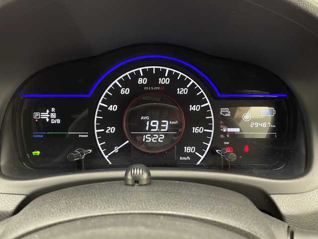 日産 ノート e－パワー ニスモ 千葉県 2017(平29)年 3万km グレー 衝突軽減ブレーキ/純正SDナビ/（フルセグ/Bluetooth/FM/AM）/バックカメラ/ドライブレコーダー（前後）/純正エアロ/レーンキープアシスト/純正アルミホイール/アイドリングストップ/LEDヘッドライト/電動格納ミラー