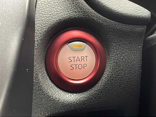 日産 ノート e－パワー ニスモ 千葉県 2017(平29)年 3万km グレー 衝突軽減ブレーキ/純正SDナビ/（フルセグ/Bluetooth/FM/AM）/バックカメラ/ドライブレコーダー（前後）/純正エアロ/レーンキープアシスト/純正アルミホイール/アイドリングストップ/LEDヘッドライト/電動格納ミラー