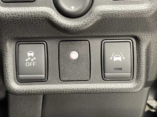 日産 ノート e－パワー ニスモ 千葉県 2017(平29)年 3万km グレー 衝突軽減ブレーキ/純正SDナビ/（フルセグ/Bluetooth/FM/AM）/バックカメラ/ドライブレコーダー（前後）/純正エアロ/レーンキープアシスト/純正アルミホイール/アイドリングストップ/LEDヘッドライト/電動格納ミラー