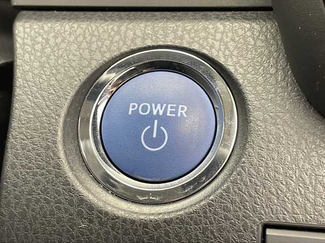 トヨタ カムリ WS 千葉県 2021(令3)年 2.9万km アティチュードブラックマイカ トヨタコネクトナビ/　CD/DVD/Bluetooth/フルセグTV/　Apple car play/Android Auto/トヨタセーフティセンス/レーダークルーズコントロール/レーンキープアシスト/衝突軽減ブレーキ/クリアランスソナー/ブラインドスポットモニター/先行車発進警報/ロードサインアシスト/電動パーキング/オートホールド/オートハイビーム/ハーフレザーシート/ビルトインETC２．０/後方ドラレコ/LEDライト/フォグランプ/パドルシフト/フロアマット/ドアバイザー