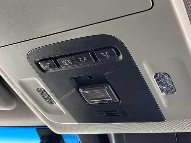 トヨタ カムリ WS 千葉県 2021(令3)年 2.9万km アティチュードブラックマイカ トヨタコネクトナビ/　CD/DVD/Bluetooth/フルセグTV/　Apple car play/Android Auto/トヨタセーフティセンス/レーダークルーズコントロール/レーンキープアシスト/衝突軽減ブレーキ/クリアランスソナー/ブラインドスポットモニター/先行車発進警報/ロードサインアシスト/電動パーキング/オートホールド/オートハイビーム/ハーフレザーシート/ビルトインETC２．０/後方ドラレコ/LEDライト/フォグランプ/パドルシフト/フロアマット/ドアバイザー