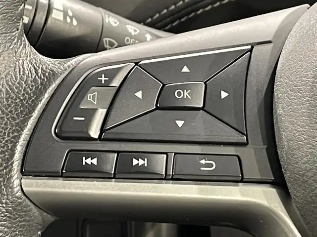 日産 セレナ ハイウェイスターVセレクションⅡ 愛知県 2019(令1)年 8.3万km シャイニングブルー 純正9インチナビ/フリップダウンモニター/プロパイロット/衝突軽減ブレーキ/両側電動スライドドア/アラウンドビューモニター/ETC/ドライブレコーダー/デジタルインナーミラー/フルセグTV/Bluetooth/コーナーセンサー/レーンキープアシスト/パーキングアシスト/プッシュスタート/USB接続/スマートキー/スペアキー/CD/DVD再生/ブルーレイ/アイドリングストップ/ミュージックサーバー/ミュージックプレイヤー接続/純正フロアマット/純正アルミホイール/オートライト/禁煙車/ウィンカーミラー/電動格納ミラー/フォグランプ/Wエアコン/シートバックテーブル/ハンズフリーパワースライドドア/電動パーキングブレーキ/オートブレーキホールド/横滑り防止装置