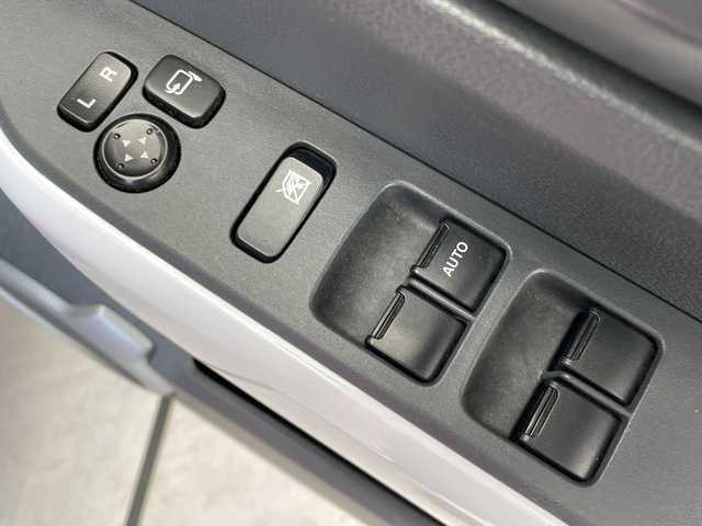 スズキ ハスラー G 愛知県 2014(平26)年 4.5万km キャンディピンクメタリック/ホワイト2トーンルーフ 純正ナビ/オートライト/ＥＴＣ/シートヒーター/衝突軽減システム/ワンセグ/ＣＤ/Bluetooth/スマートキー/プッシュスタート