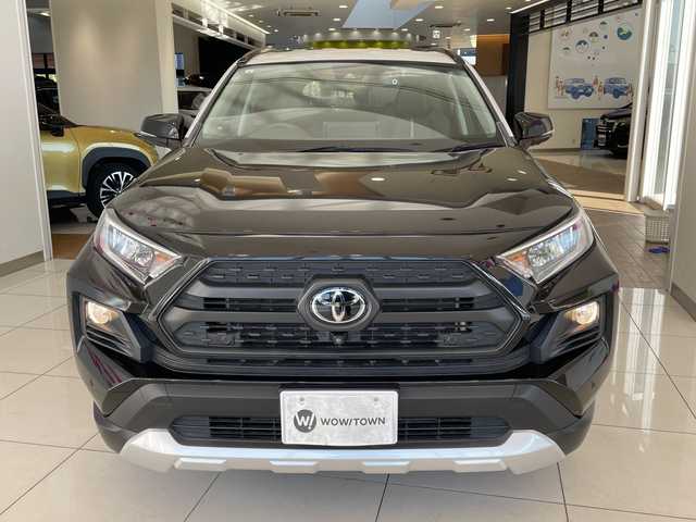 トヨタ ＲＡＶ４ アドベンチャー 埼玉県 2021(令3)年 3.3万km アッシュグレーメタリック/アティチュードブラックマイカ 2トーン トヨタセーフティセンス/純正ナビ/　　USB/BT/Miracast/バックカメラ/レーダークルーズコントロール/LEDオートライト/レザーシート/パワーシート/シートヒーター、エアシート/純正19インチAW/ステアヒーター/ブラインドスポットモニター/プッシュスタート/ETC/禁煙車
