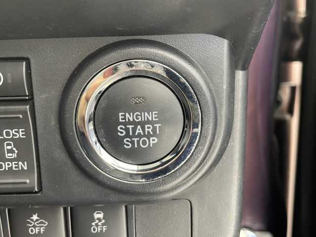 トヨタ ルーミー カスタムG 千葉県 2022(令4)年 6.2万km プラムブラウンパールクリスタルシャイン 衝突軽減ブレーキ/レーンキープアシスト/アイドリングストップ/レーダークルーズコントロール/オートライト/オートマチックハイビーム/LEDヘッドライト/フォグランプ/ディスプレイオーディオ/フルセグ/(bluetooth/ipod/AppleCarPlay/Android Auto)/バックカメラ/ステアリングスイッチ/本革巻きステアリング/ビルトインETC/スマートキー/サイドバイザー/後席サンシェード/ISO　FIX/純正フロアマット