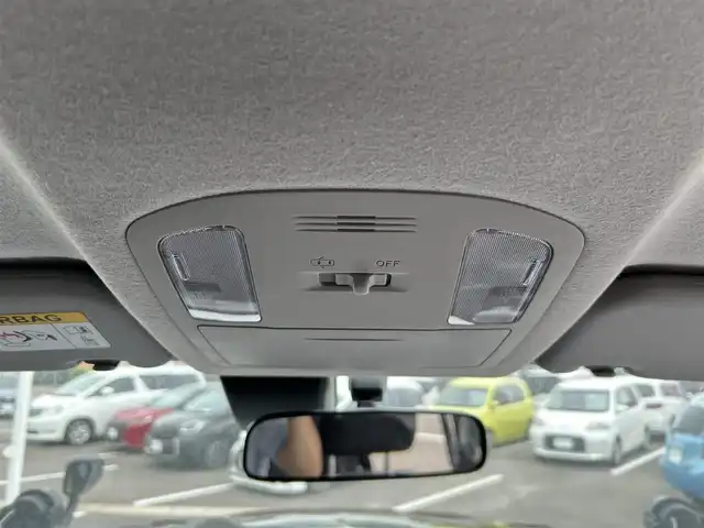 トヨタ ハイラックス Z 長崎県 2020(令2)年 4.2万km アティチュードブラックマイカ 4WD/純正ナビ(BT/CD/DVD)/フルセグTV/バックカメラ/ETC/レーダークルーズコントロール/クリアランスソナー/プリクラッシュセーフティシステム/レーンディパーチャーアラート/ロードサインアシスト/先行車発進告知機能/アクティブトラクションコントロール/ダウンヒルアシストコントロール制御/オートLSD/IC付ターボ/LEDヘッドランプ/本革巻きステアリング/上級ファブリックシート/純正17インチアルミホイール/スマートエントリー/スタートシステム/禁煙車