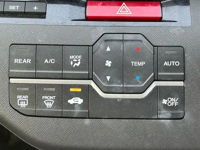 ホンダ ステップワゴン G Eセレクション 和歌山県 2014(平26)年 11.4万km ヒダマリアイボリーパール 社外ナビ/フルセグ/Bluetooth/バックカメラ/クルーズコントロール/横滑り防止/アイドリングストップ/片側パワースライドドア/ETC/電動格納ミラー/ウインカーミラー/ステアリングリモコン/スマートキー/ドアバイザー/純正マット/ECON