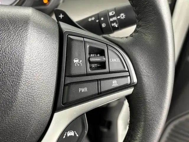 スズキ スペーシア ギア HYBRID XZターボ 埼玉県 2023(令5)年 3.1万km ピュアホワイトP ・セーフティサポート/・純正９インチナビゲーション/（フルセグTV/CD/DVD/Bluetooth/アップルカープレイ/アンドロイドオート）/・全方位カメラ/・クリアランスソナー /・レーダークルーズコントロール/・パドルシフト/・両側電動スライドドア/・運転席助手席シートヒーター /・ヘッドアップディスプレイ/・天井サーキュレーター/・後席ロールサンシェード/・運転席後テーブル/・オートLEDヘッドライト/・スマートキー/・プッシュスタート/・純正１４インチアルミホイール