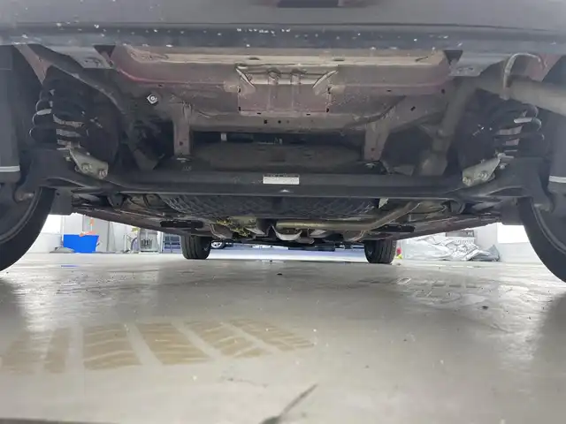 トヨタ タンク カスタムG－T 滋賀県 2019(平31)年 5.7万km ホワイトパールクリスタルシャイン 禁煙車/純正9インチナビ(CD/DVD/フルセグ/Bluetooth)/前席シートヒーター/全方位カメラ/クルーズコントロール/LEDヘッドライト/前方ドライブレコーダー/ETC/オートライト/オートハイビーム/両側パワースライドドア/コーナーセンサー/アイドリングストップ/ステアリングリモコン/純正フロアマット/ドアバイザー/プッシュスタート/スマートキー