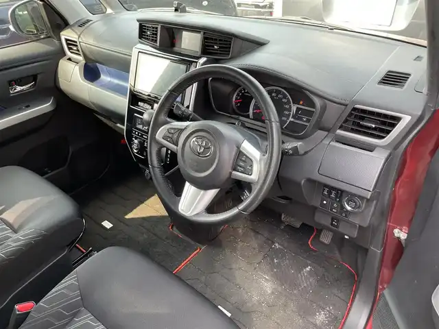 トヨタ タンク カスタムG－T 滋賀県 2019(平31)年 5.7万km ホワイトパールクリスタルシャイン 禁煙車/純正9インチナビ(CD/DVD/フルセグ/Bluetooth)/前席シートヒーター/全方位カメラ/クルーズコントロール/LEDヘッドライト/前方ドライブレコーダー/ETC/オートライト/オートハイビーム/両側パワースライドドア/コーナーセンサー/アイドリングストップ/ステアリングリモコン/純正フロアマット/ドアバイザー/プッシュスタート/スマートキー