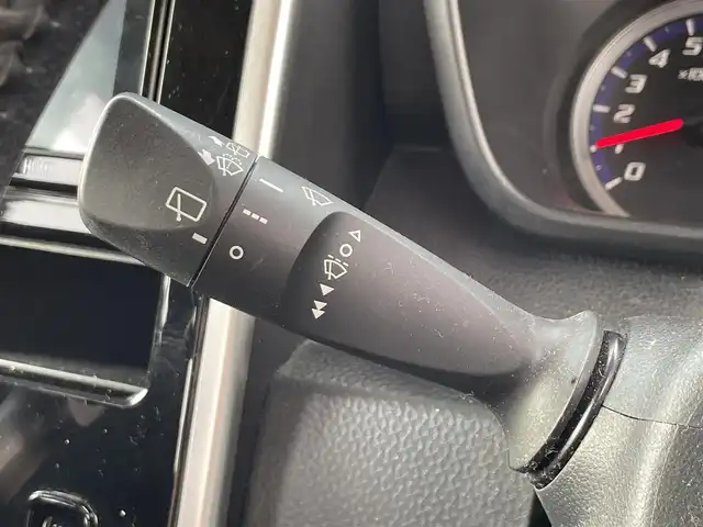 トヨタ タンク カスタムG－T 滋賀県 2019(平31)年 5.7万km ホワイトパールクリスタルシャイン 禁煙車/純正9インチナビ(CD/DVD/フルセグ/Bluetooth)/前席シートヒーター/全方位カメラ/クルーズコントロール/LEDヘッドライト/前方ドライブレコーダー/ETC/オートライト/オートハイビーム/両側パワースライドドア/コーナーセンサー/アイドリングストップ/ステアリングリモコン/純正フロアマット/ドアバイザー/プッシュスタート/スマートキー