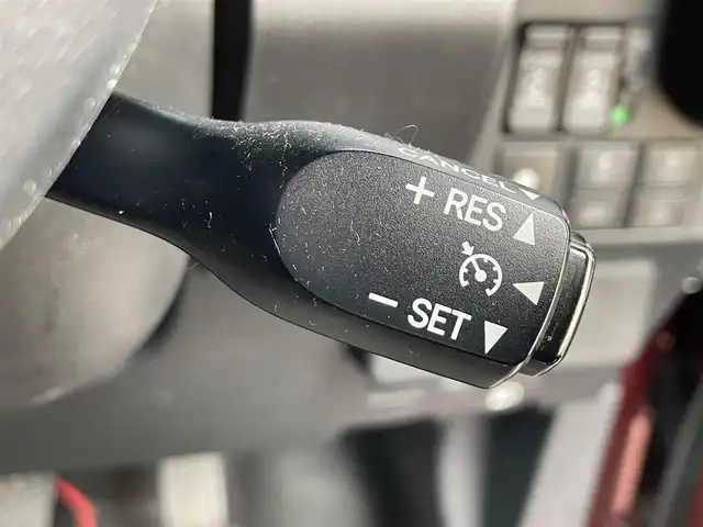 トヨタ タンク カスタムG－T 滋賀県 2019(平31)年 5.7万km ホワイトパールクリスタルシャイン 禁煙車/純正9インチナビ(CD/DVD/フルセグ/Bluetooth)/前席シートヒーター/全方位カメラ/クルーズコントロール/LEDヘッドライト/前方ドライブレコーダー/ETC/オートライト/オートハイビーム/両側パワースライドドア/コーナーセンサー/アイドリングストップ/ステアリングリモコン/純正フロアマット/ドアバイザー/プッシュスタート/スマートキー