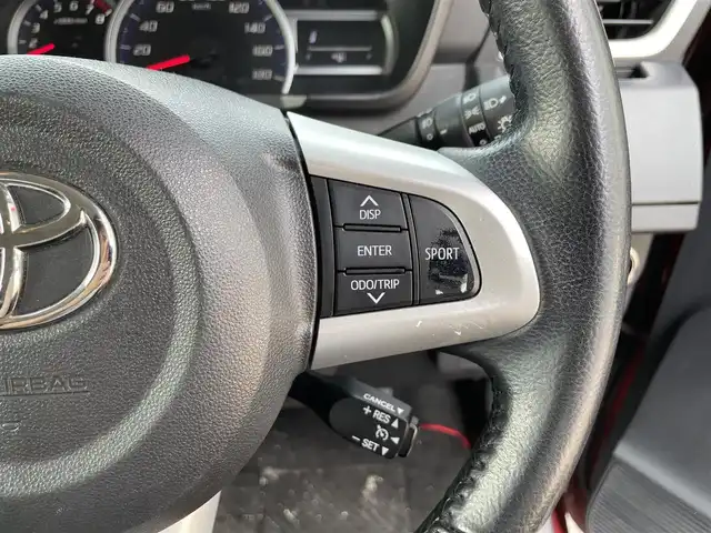 トヨタ タンク カスタムG－T 滋賀県 2019(平31)年 5.7万km ホワイトパールクリスタルシャイン 禁煙車/純正9インチナビ(CD/DVD/フルセグ/Bluetooth)/前席シートヒーター/全方位カメラ/クルーズコントロール/LEDヘッドライト/前方ドライブレコーダー/ETC/オートライト/オートハイビーム/両側パワースライドドア/コーナーセンサー/アイドリングストップ/ステアリングリモコン/純正フロアマット/ドアバイザー/プッシュスタート/スマートキー