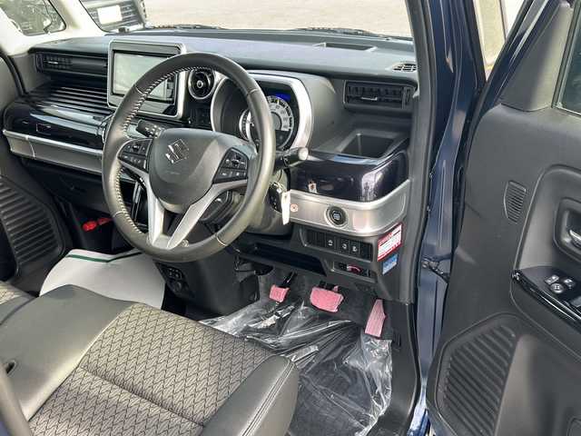 スズキ スペーシア カスタム HYBRID XS ターボ 佐賀県 2023(令5)年 3.2万km インディゴブルーメタリック/ブラック 社外メモリーナビゲーション/・フルセグTV/CD/DVD/SD/Bluetooth/バックカメラ/ビルトインETC/ヘッドアップディスプレイ/両側パワースライドドア/天井サーキュレーター/ハーフレザーシート/D席シートヒーター/後席サンシェード/ISOFIX対応/パドルシフト/革巻きステアリング/ステアリングリモコン/純正15インチアルミホイール/純正LEDヘッドライト/・オートマチックハイビーム/純正LEDフォグランプ/ドアバイザ―/新車保証書/取扱説明書/スペアキー１本/アダプティブクルーズコントロール/デュアルカメラブレーキサポート/車線逸脱警報機能/パーキングセンサー