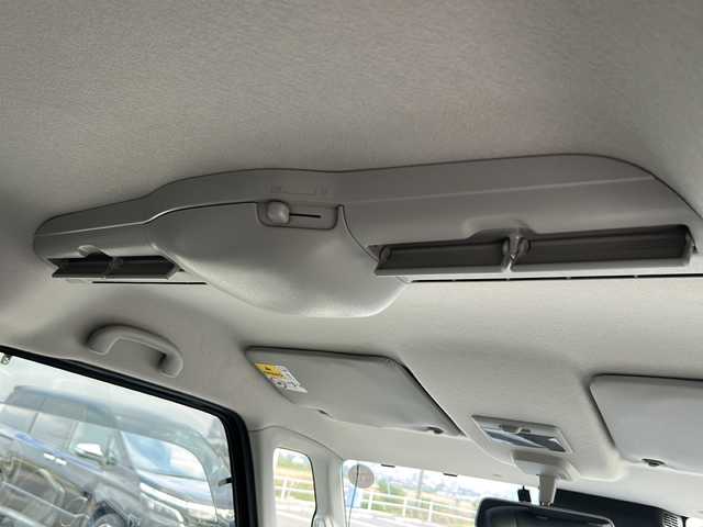 スズキ スペーシア カスタム HYBRID XS ターボ 佐賀県 2023(令5)年 3.2万km インディゴブルーメタリック/ブラック 社外メモリーナビゲーション/・フルセグTV/CD/DVD/SD/Bluetooth/バックカメラ/ビルトインETC/ヘッドアップディスプレイ/両側パワースライドドア/天井サーキュレーター/ハーフレザーシート/D席シートヒーター/後席サンシェード/ISOFIX対応/パドルシフト/革巻きステアリング/ステアリングリモコン/純正15インチアルミホイール/純正LEDヘッドライト/・オートマチックハイビーム/純正LEDフォグランプ/ドアバイザ―/新車保証書/取扱説明書/スペアキー１本/アダプティブクルーズコントロール/デュアルカメラブレーキサポート/車線逸脱警報機能/パーキングセンサー