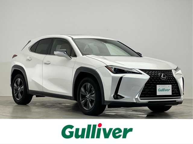 レクサス ＵＸ 250h バージョンC 滋賀県 2022(令4)年 3.9万km ソニッククォーツ 禁煙車/純正12.3インチナビ(フルセグ/ミラーキャスト/Bluetooth)/サンルーフ/パワーシート/茶革シート/前席シートヒーター/ＥＴＣ２．０/ＬＥＤヘッドライト/ステアリングヒーター/パドルシフト/オートライト/レーダークルーズコントロール/運転席シートポジションメモリー/オートライト/プッシュスタート/スマートキー×2/カードキー