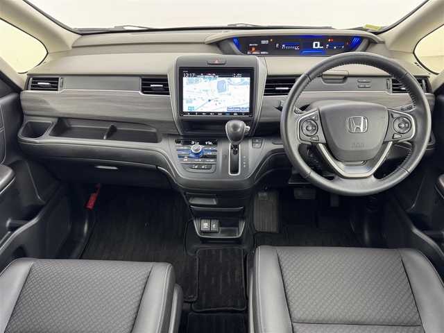 ホンダ フリード G ホンダセンシング 福岡県 2020(令2)年 2.9万km クリスタルブラックパール 純正９型ナビ（ＢＴ，フルセグＴＶ）　/バックカメラ　/ビルトインＥＴＣ　/前後ドラレコ　/アダプティブクルコン　/コーナーセンサー　/ホンダセンシング　/衝突被害軽減ブレーキ　/レーンキープ　/両側電動スライドドア