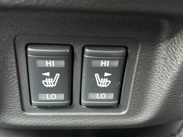 日産 セレナ e－パワー ハイウェイスター V 奈良県 2019(平31)年 3.5万km ミントホワイトP 純正9型ナビ/全周囲カメラ/デジタルインナーミラー/前方ドライブレコーダー/革巻きステアリング/ステアリングリモコン/ステアリングヒーター/前席シートヒーター/USB・タイプC給電ポート/ビルトインETC/パーキングアシスト/純正フロアマット/電子パーキング/リヤサンシェード/両側パワースライドドア/スペアキー/プロパイロット/電動格納ミラー/禁煙車