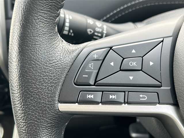 日産 セレナ e－パワー ハイウェイスター V 奈良県 2019(平31)年 3.5万km ミントホワイトP 純正9型ナビ/全周囲カメラ/デジタルインナーミラー/前方ドライブレコーダー/革巻きステアリング/ステアリングリモコン/ステアリングヒーター/前席シートヒーター/USB・タイプC給電ポート/ビルトインETC/パーキングアシスト/純正フロアマット/電子パーキング/リヤサンシェード/両側パワースライドドア/スペアキー/プロパイロット/電動格納ミラー/禁煙車