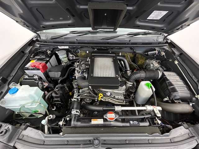 スズキ ジムニー ランドベンチャー 宮城県 2017(平29)年 5万km ブルーイッシュブラックパール3 禁煙車 /4WD /2人乗 (車検証記載変更済)/リフトアップ (ノーマルサス車載)/ケンウッドSDナビ /フルセグTV /TVキャンセラー /Bluetoothオーディオ /CD/DVD再生 /シートヒーター /ヒーテッドドアミラー /キーレスエントリー /専用合皮シート /ETC /保証書